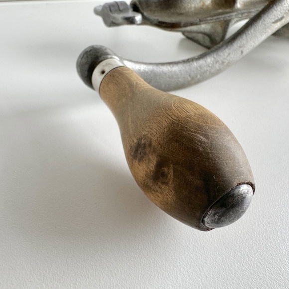 Vintage Universal #1 Manual Hand Crank Meat Grinder Made In USA Cast Iron - Picture 6 of 7